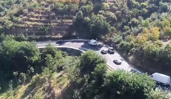 Infrastruktura rrugore: Rama tregon pamjet e trasformimit te aksit kryesor ne Pogradec